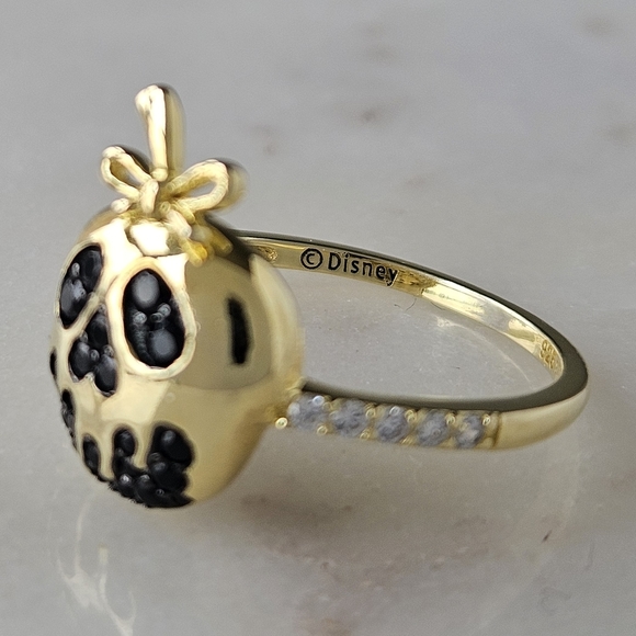 Disney Villians Snow White Poison Apple Ring, 925 Sterling Silver - Picture 6 of 12